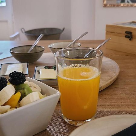 ヴィルヌーヴ・シュル・ロット Le Manoir Du Moulin De Madame Bed & Breakfast エクステリア 写真
