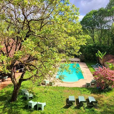ヴィルヌーヴ・シュル・ロット Le Manoir Du Moulin De Madame Bed & Breakfast エクステリア 写真