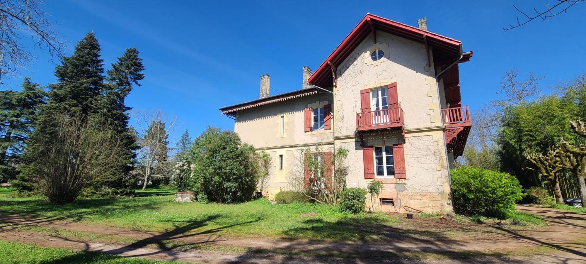 ヴィルヌーヴ・シュル・ロット Le Manoir Du Moulin De Madame Bed & Breakfast エクステリア 写真
