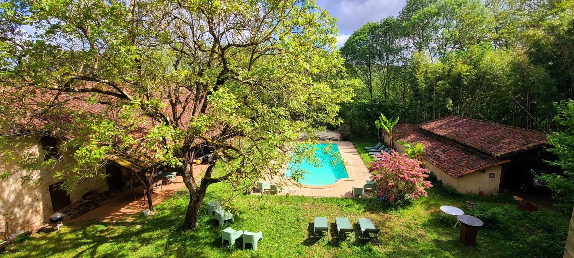 ヴィルヌーヴ・シュル・ロット Le Manoir Du Moulin De Madame Bed & Breakfast エクステリア 写真
